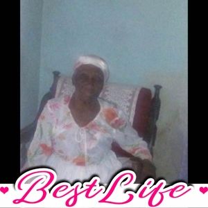 Meet your Posher, Simone